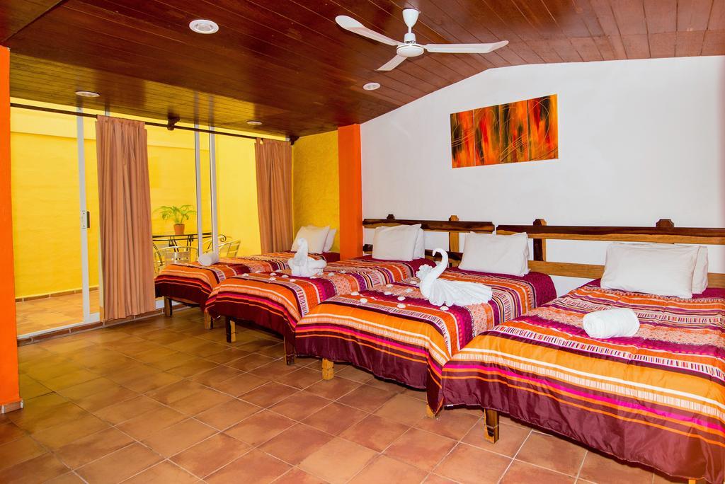 Hotel El Hormiguero Playa del Carmen Luaran gambar