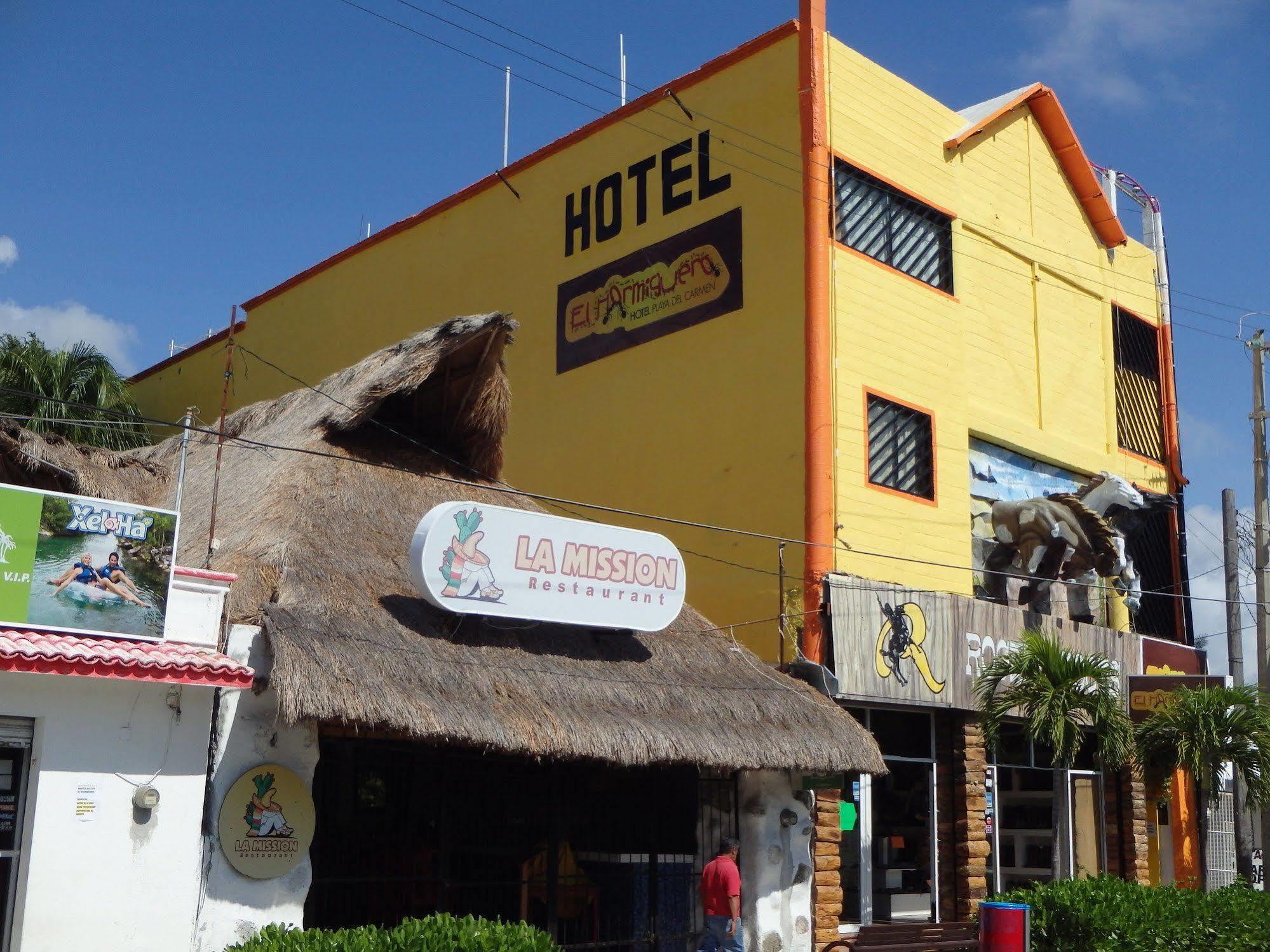 Hotel El Hormiguero Playa del Carmen Luaran gambar