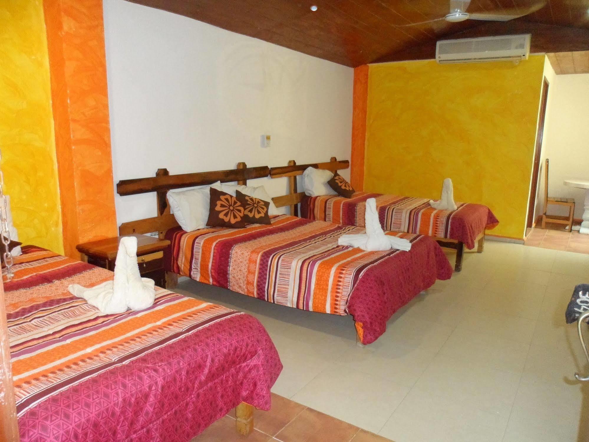 Hotel El Hormiguero Playa del Carmen Luaran gambar